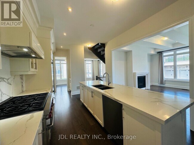 Building Photo - 26 Callisto Ln