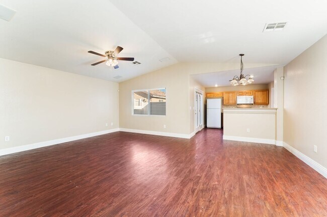 Building Photo - Spacious 3-Bed, 2-Bath Home with All Appliances Included!