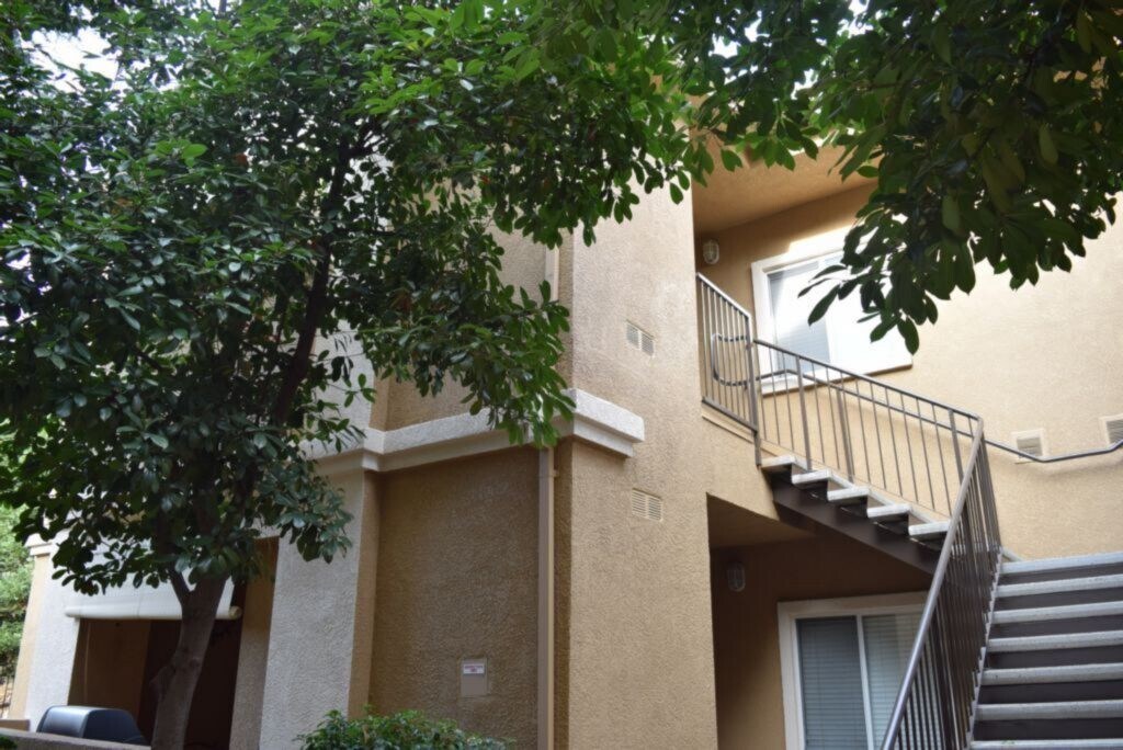 Primary Photo - 501 Gibson Dr