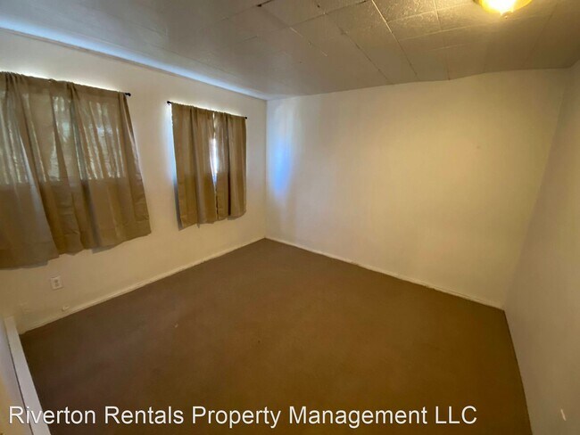 Building Photo - 3 br, 1 bath House - 608 N 12th St. E