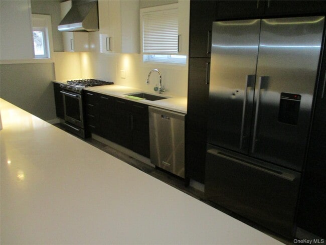 Foto del edificio - 99 N Strathmore St