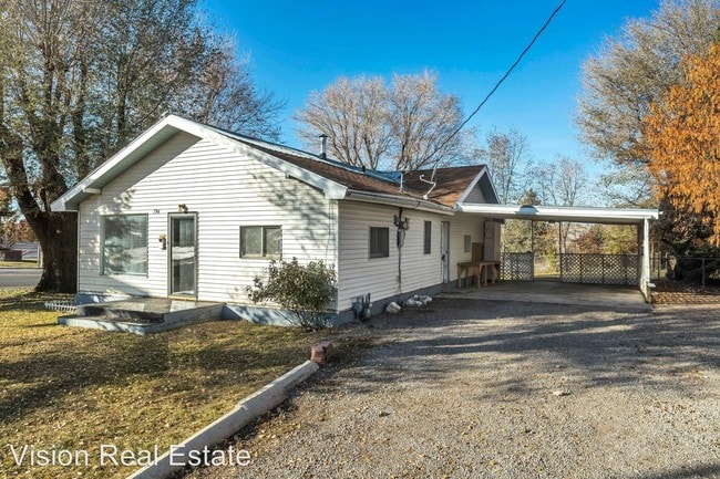 Building Photo - 4 br, 1 bath House - 794 S 300 W