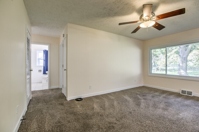 Building Photo - 3027 NW 52nd St