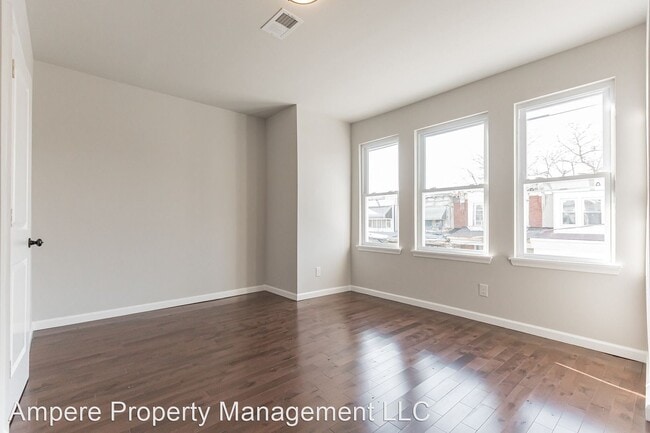 Building Photo - 3 br, 1 bath House - 5330 Malcolm St