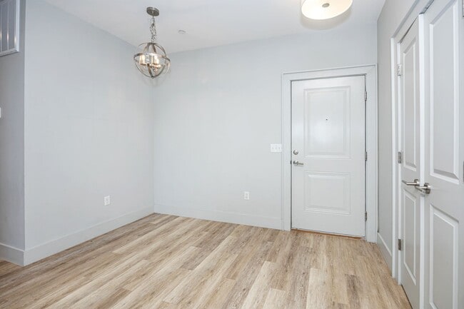 Building Photo - 2501 Bienville Blvd