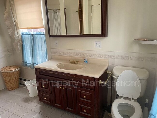 Foto del edificio - 793 Gifford Rd