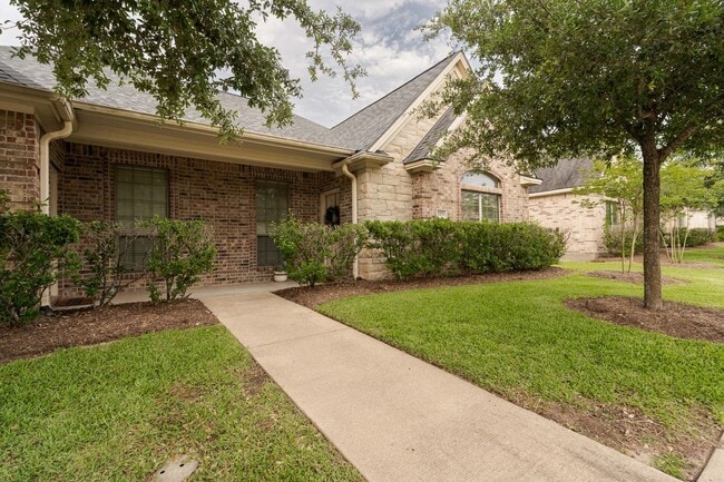 Building Photo - 117 Kleine Ln