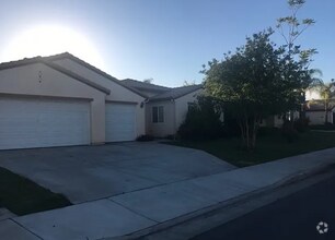 Building Photo - 17719 Robusta Dr