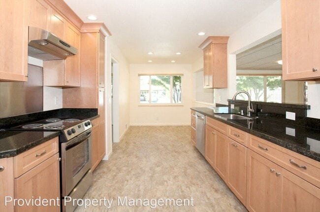 Building Photo - 3 br, 2 bath House - 3245 Riddle Road