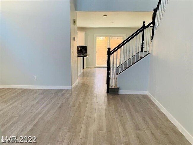 Foto del edificio - 4725 Sequoia Park Ave