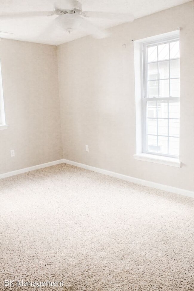 Foto del edificio - 3 br, 2.5 bath House - 155 S 3rd Street