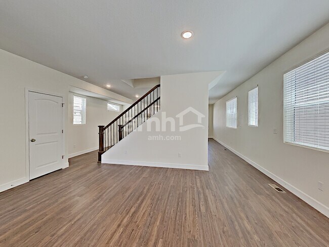 Foto del edificio - 4735 Crestone Peak St