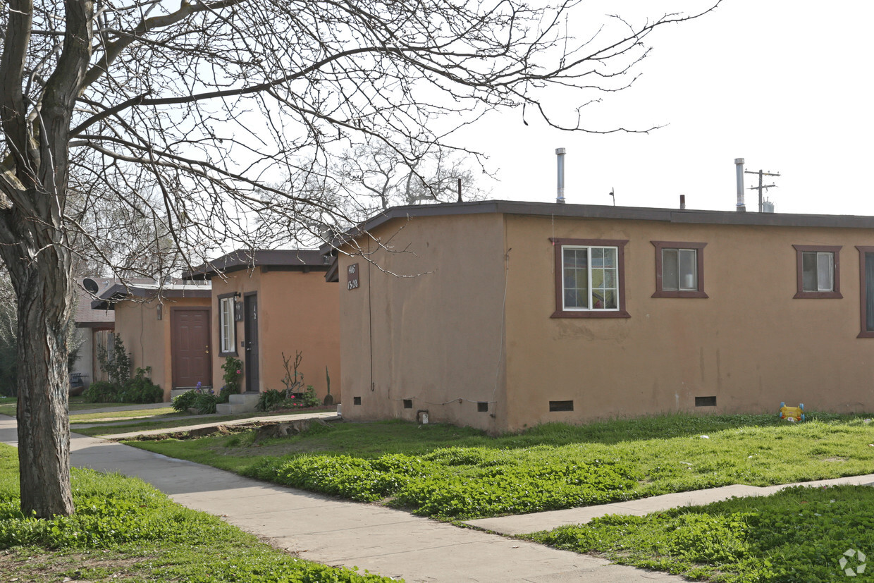 Primary Photo - Gateway Terrace II Apts