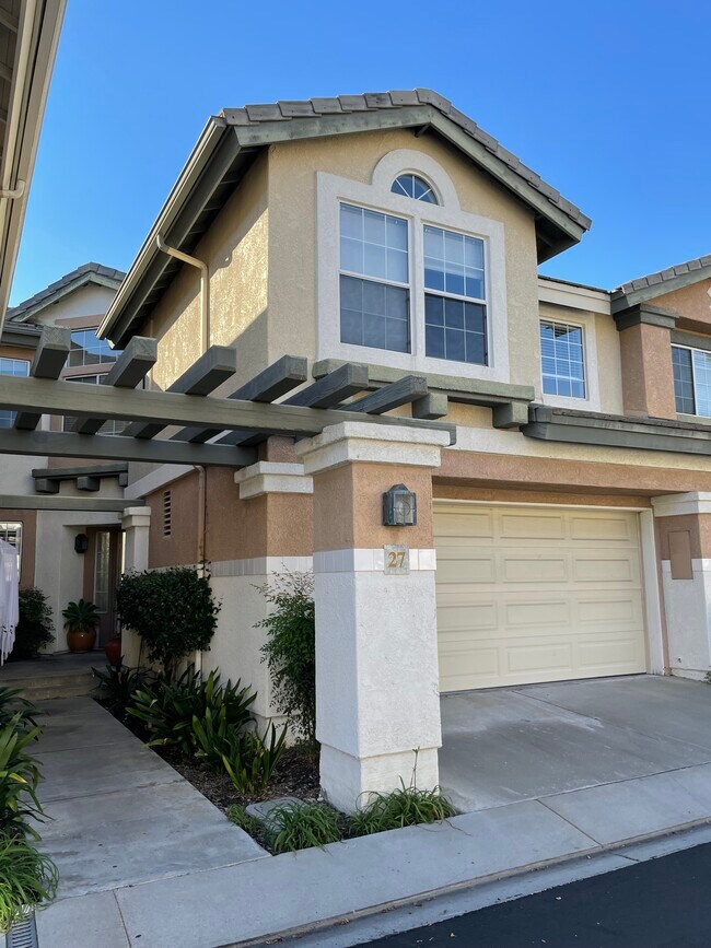 Building Photo - 27 Merano