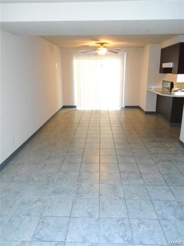Building Photo - 202 Castellano Dr