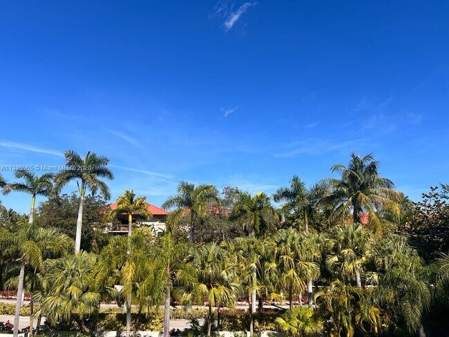 Building Photo - 50 Ocean Ln Dr