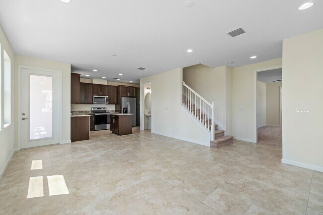 Building Photo - 5250 Thatcher Ct