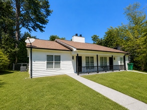 Building Photo - 1478 N Diane Ct