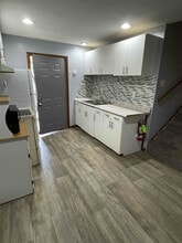 Building Photo - 217 State St