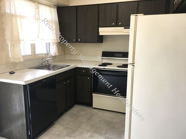 Building Photo - Vigilante Drive