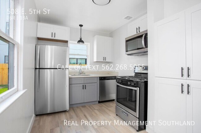 Building Photo - Beautiful Studio Apartment for Rent Long B...