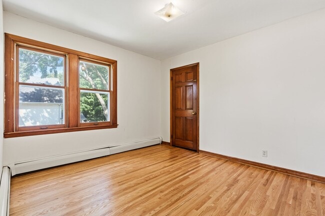 Building Photo - 794 Randolph Ave