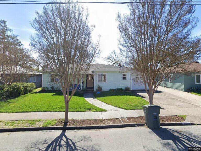Primary Photo - 2526 Spring Creek Dr