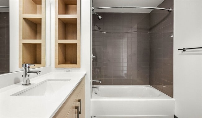 Building Photo - 99 Kneeland St