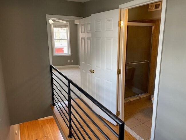 Foto del edificio - 1612 Elkins Ln