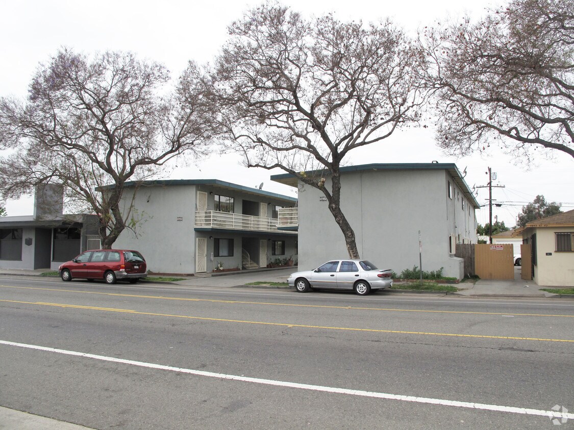 Building Photo - 5837-5841 Orange Ave