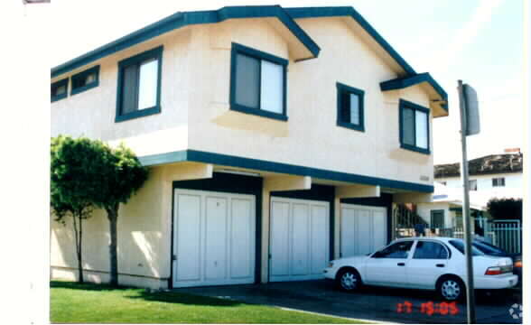 Foto del edificio - 11539 Menlo Ave