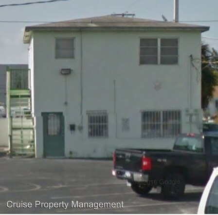 Primary Photo - 3623 N Andrews Ave