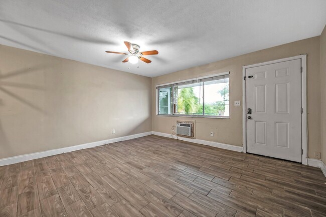 Foto del edificio - 2353 Shelley St