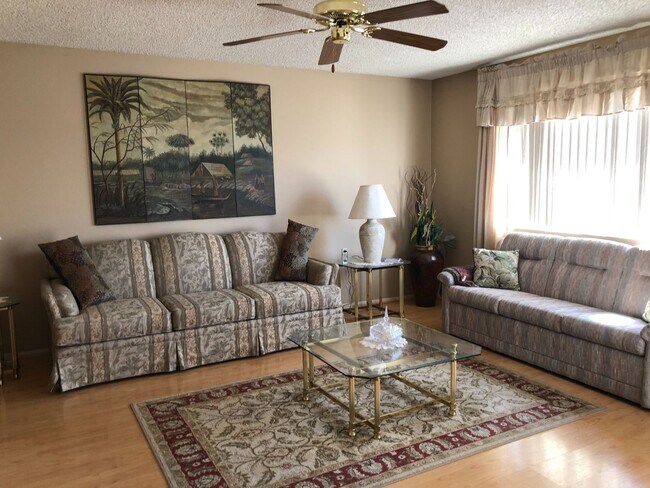 Building Photo - Come enjoy or community in the summer. Perfect home to enjoy Leisure World a 45+ Active Adult Res...