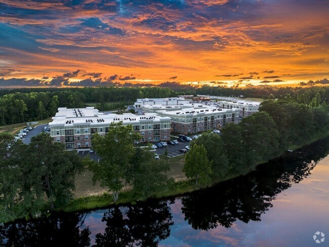 Building Photo - The Averly at Flowers