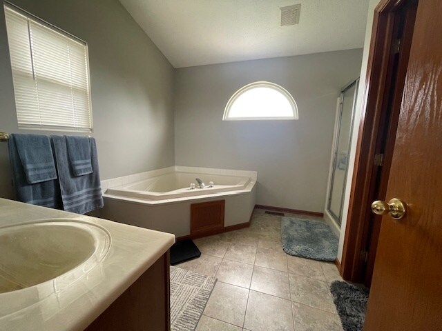 Foto del edificio - 463 Cambridge Dr