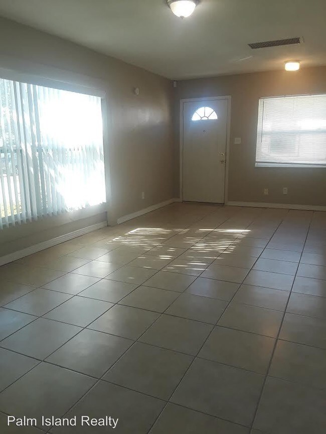 Foto del edificio - 2 br, 1 bath House - 1113 56th Ave N