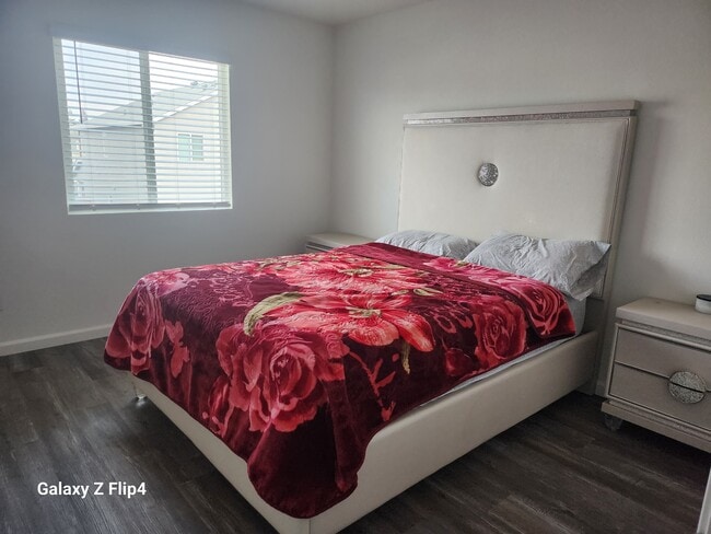 Foto del edificio - 1342 Santini Ave