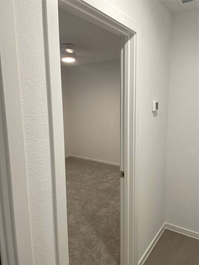 Building Photo - 3038 Mallorca Dr Building Photo - 3038 Mallorca Dr