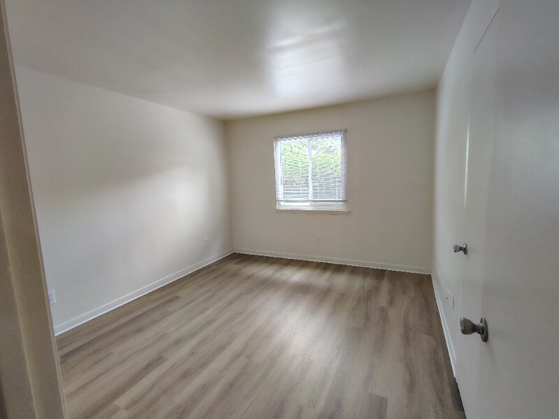 Foto principal - 600 Reusens Rd