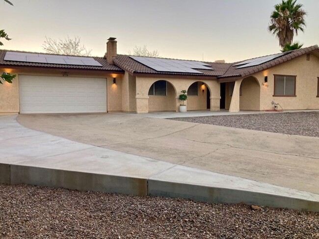 Foto del edificio - SDCE Ramona 3 br 2 ba house Reduced to $36...