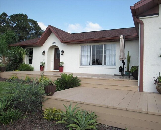 Foto del edificio - 8770 SW 196th Terrace Rd