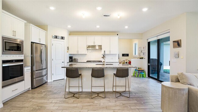 Building Photo - 8605 Patron Ln