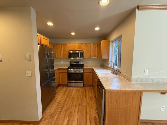 Foto del edificio - Charming 3 bed, 2.5 bath townhome located ...