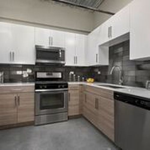 Foto del edificio - 1200 N Milwaukee Ave