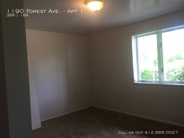 Building Photo - 1190 Forest Ave