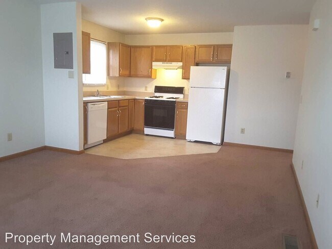 Building Photo - 215 Stonewall Ct
