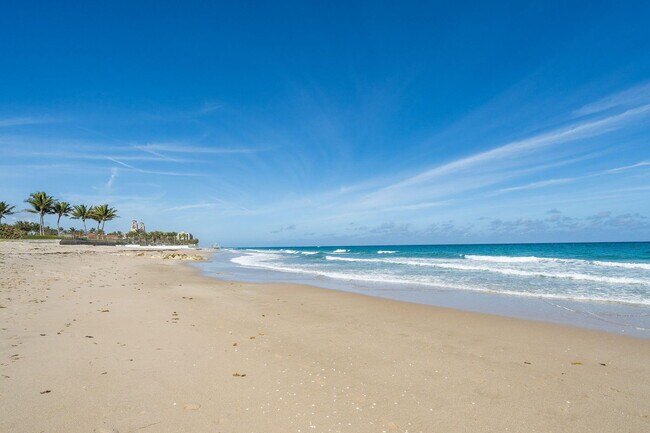 Foto del edificio - 211 Seaspray Ave