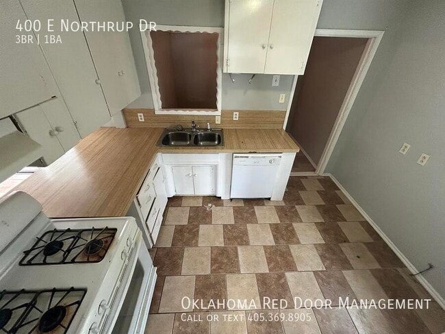 Building Photo - 400 E Northrup Dr
