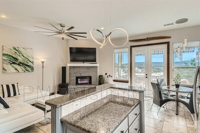 Foto del edificio - 17545 W Reed Park Rd